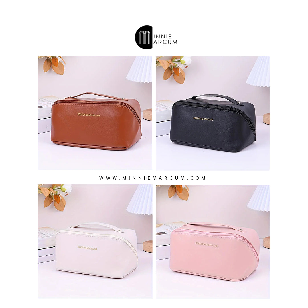 COSMETICS BAG